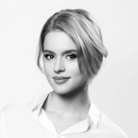 Allie's headshot
