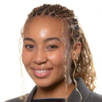 Dahlia's headshot